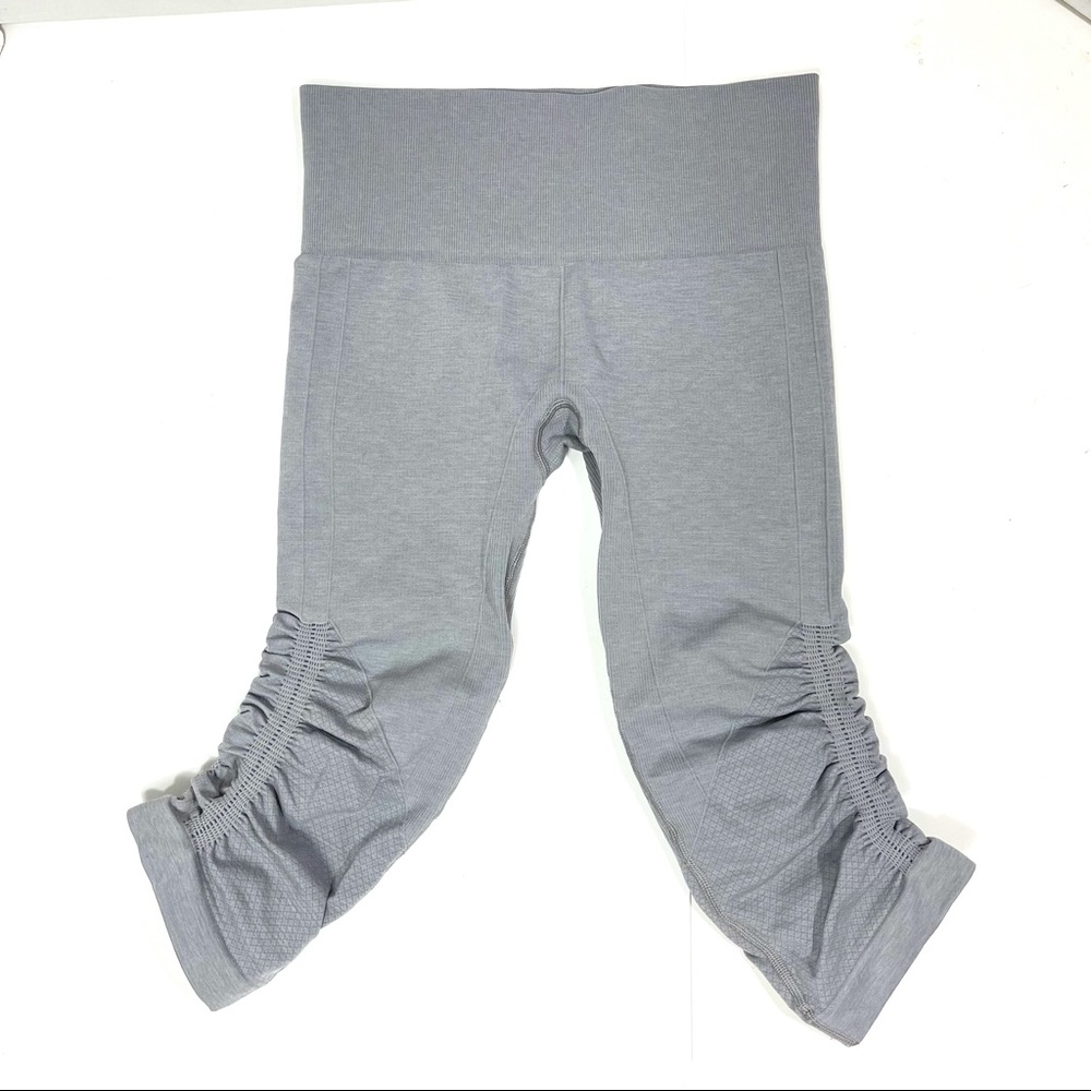 Lululemon Flow & Go Rouched Cropped Leggings - Picture 4 of 6
